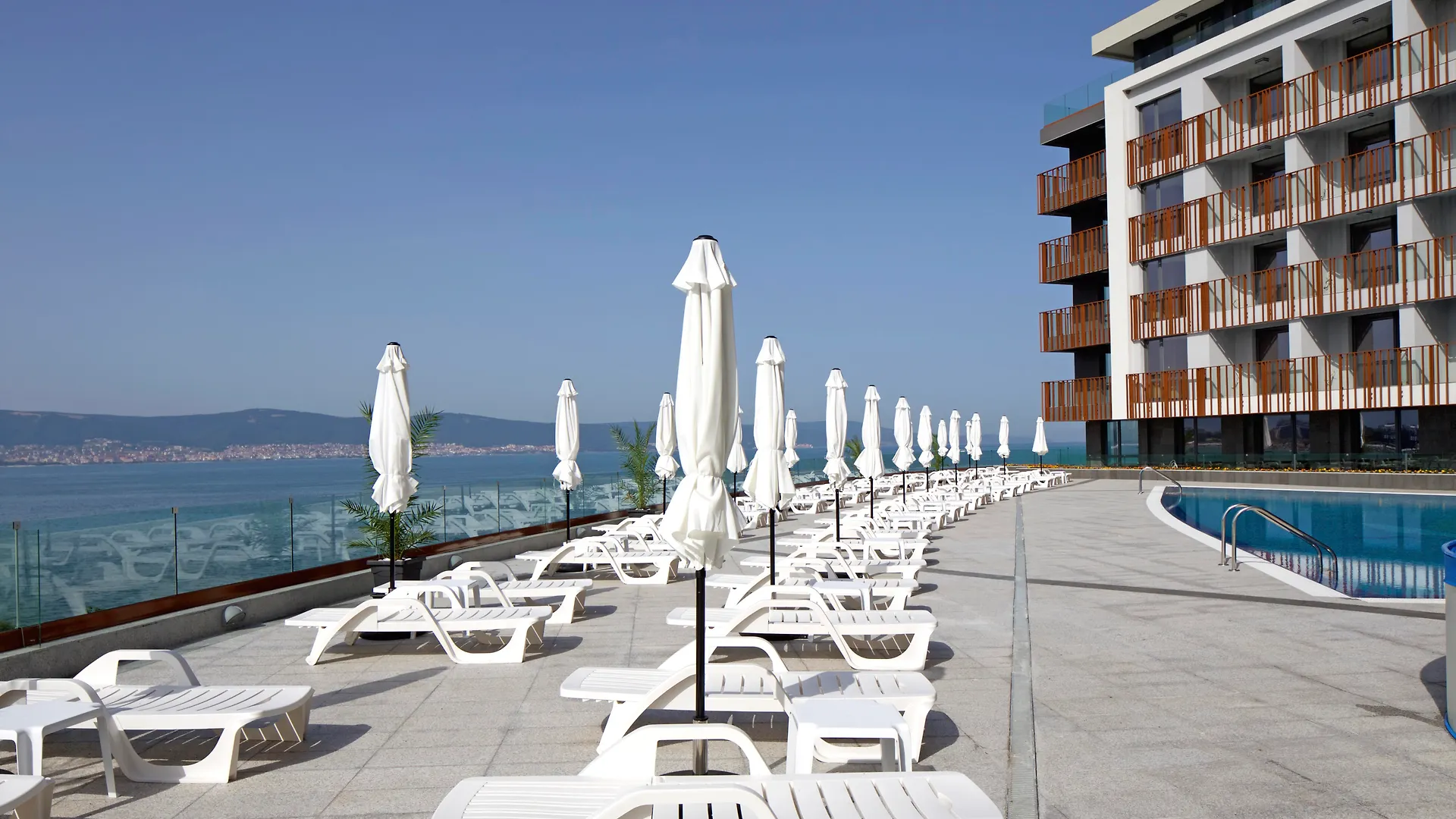 Aparthotel Paradiso 4*, Nesebar