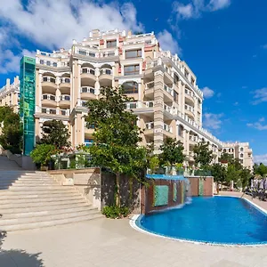 https://la-mer-apartcomplex.goldensandshotels.net